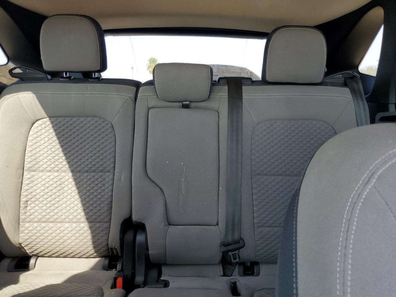 2020 Ford Escape Se VIN: 1FMCU0G62LUB89710 Lot: 84646005