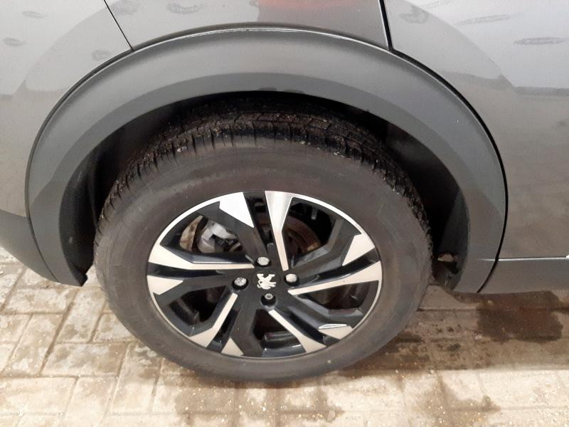 2022 PEUGEOT 2008 ALLURE PREMIUM + P-T 