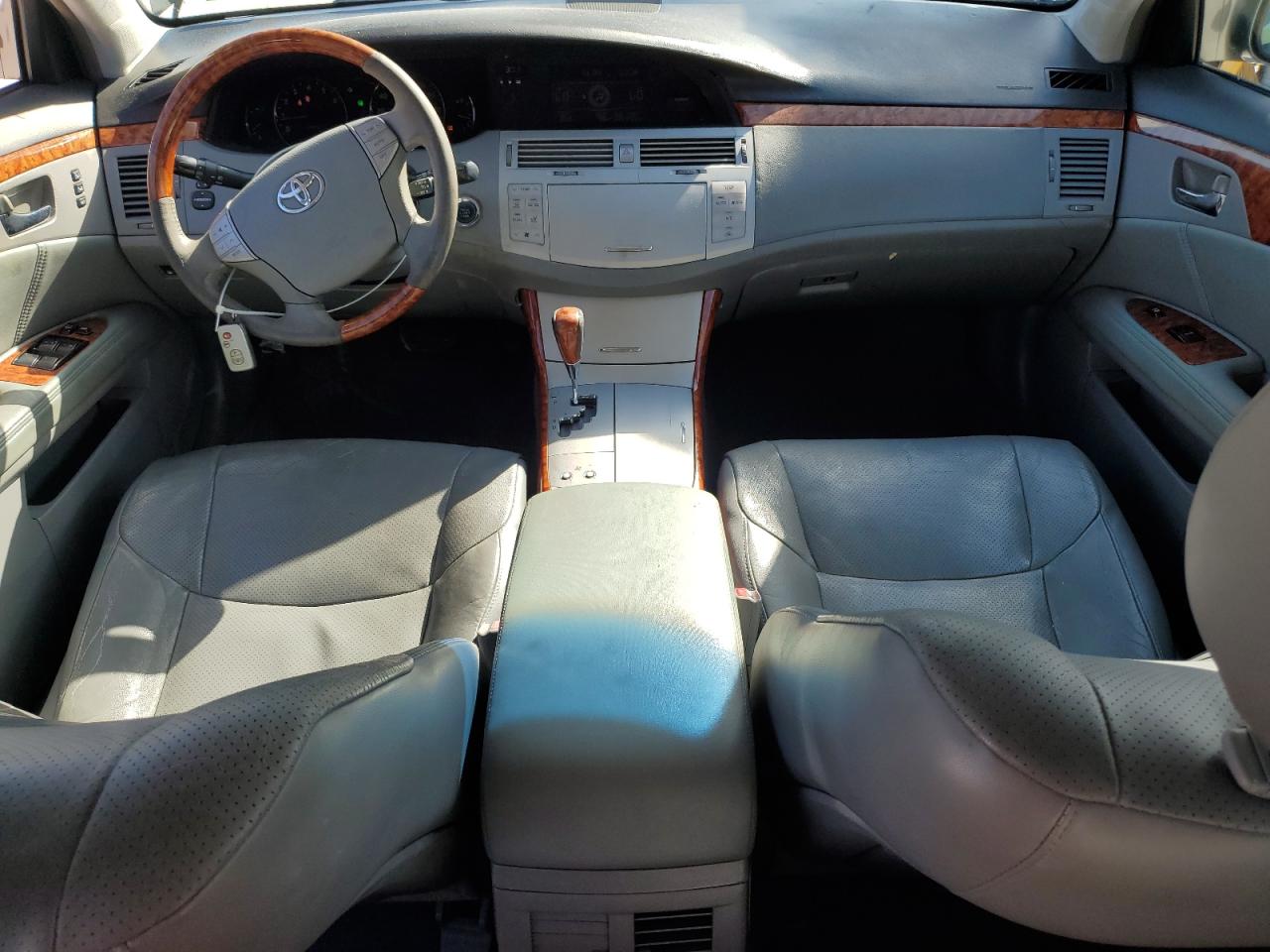 2007 Toyota Avalon Xl VIN: 4T1BK36B57U184623 Lot: 90011465