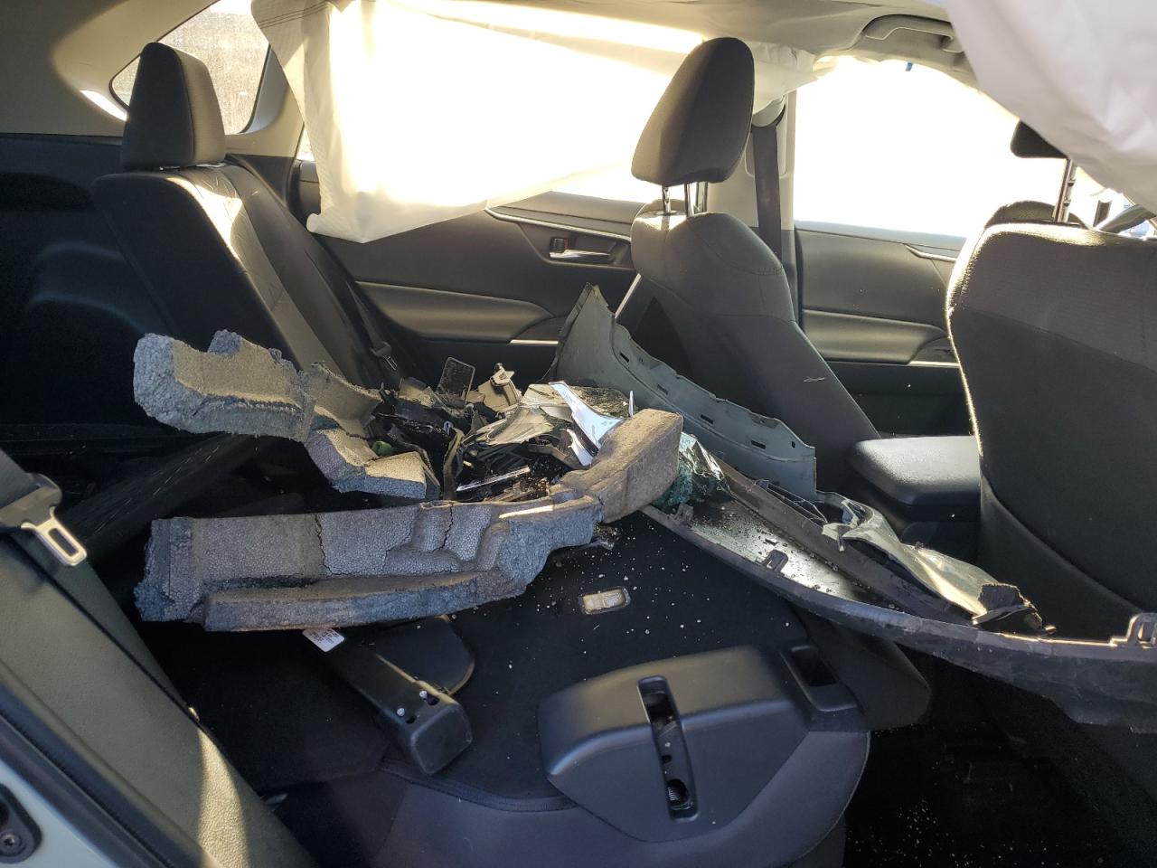 2020 Toyota Rav4 Xle VIN: 2T3W1RFV7LW089306 Lot: 82486875