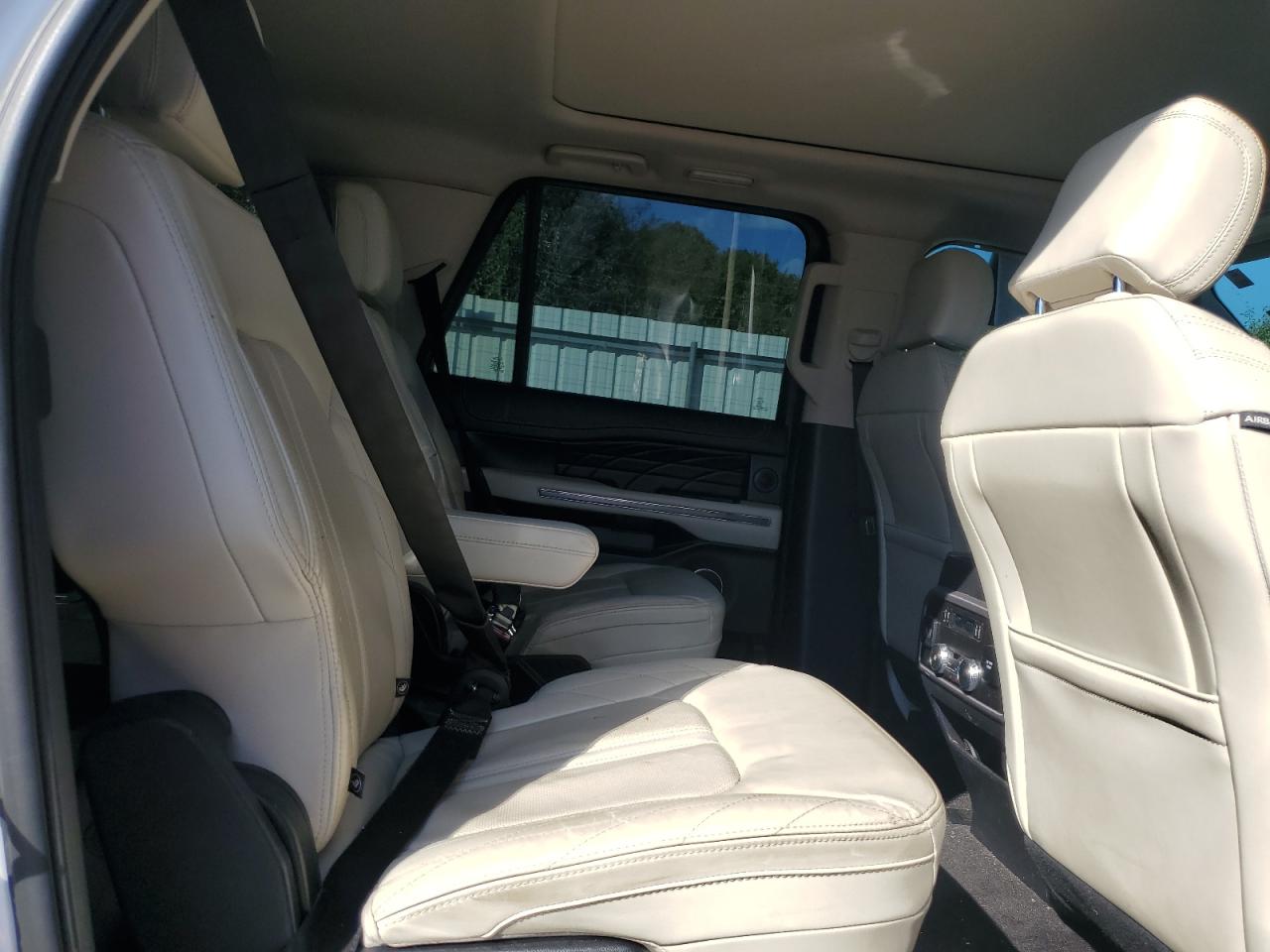 2020 Ford Expedition Max Platinum VIN: 1FMJK1MT5LEA94078 Lot: 85836645