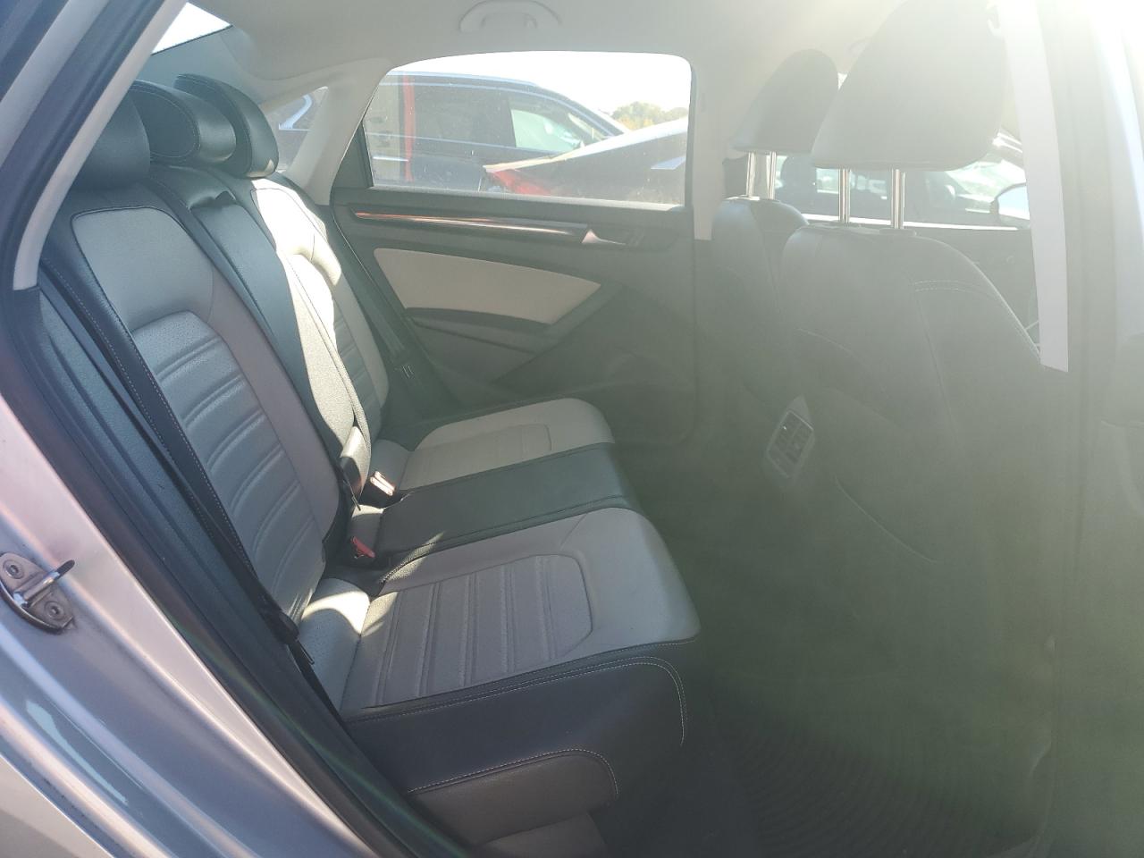 2015 Volkswagen Passat Se VIN: 1VWBT7A32FC036780 Lot: 70653285