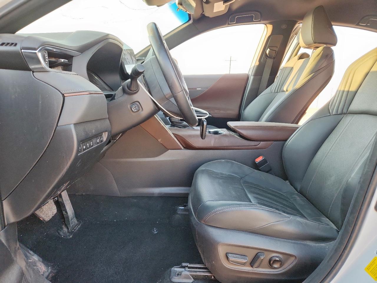 2024 Toyota Venza Le VIN: JTEAAAAH6RJ174542 Lot: 82264795