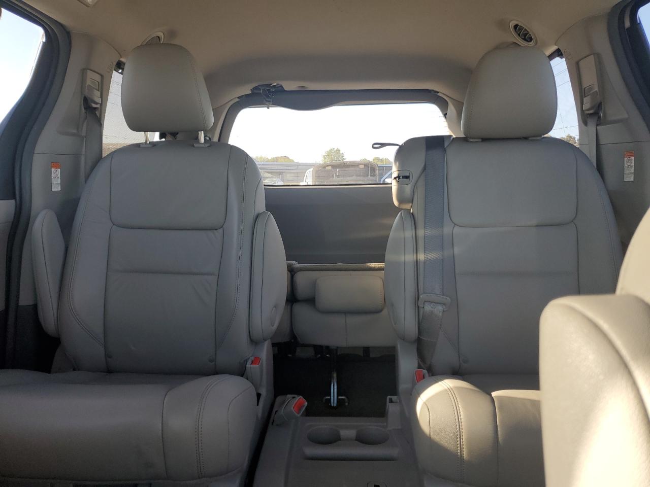 2017 Toyota Sienna Xle VIN: 5TDYZ3DC3HS885401 Lot: 86446435