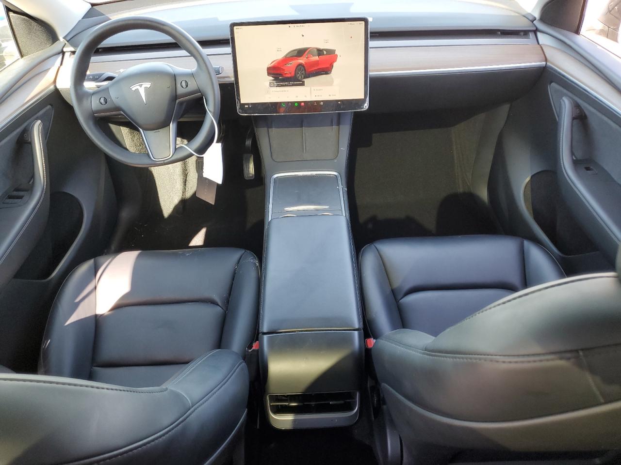 2024 Tesla Model Y VIN: 7SAYGAEE8RF209495 Lot: 90871775