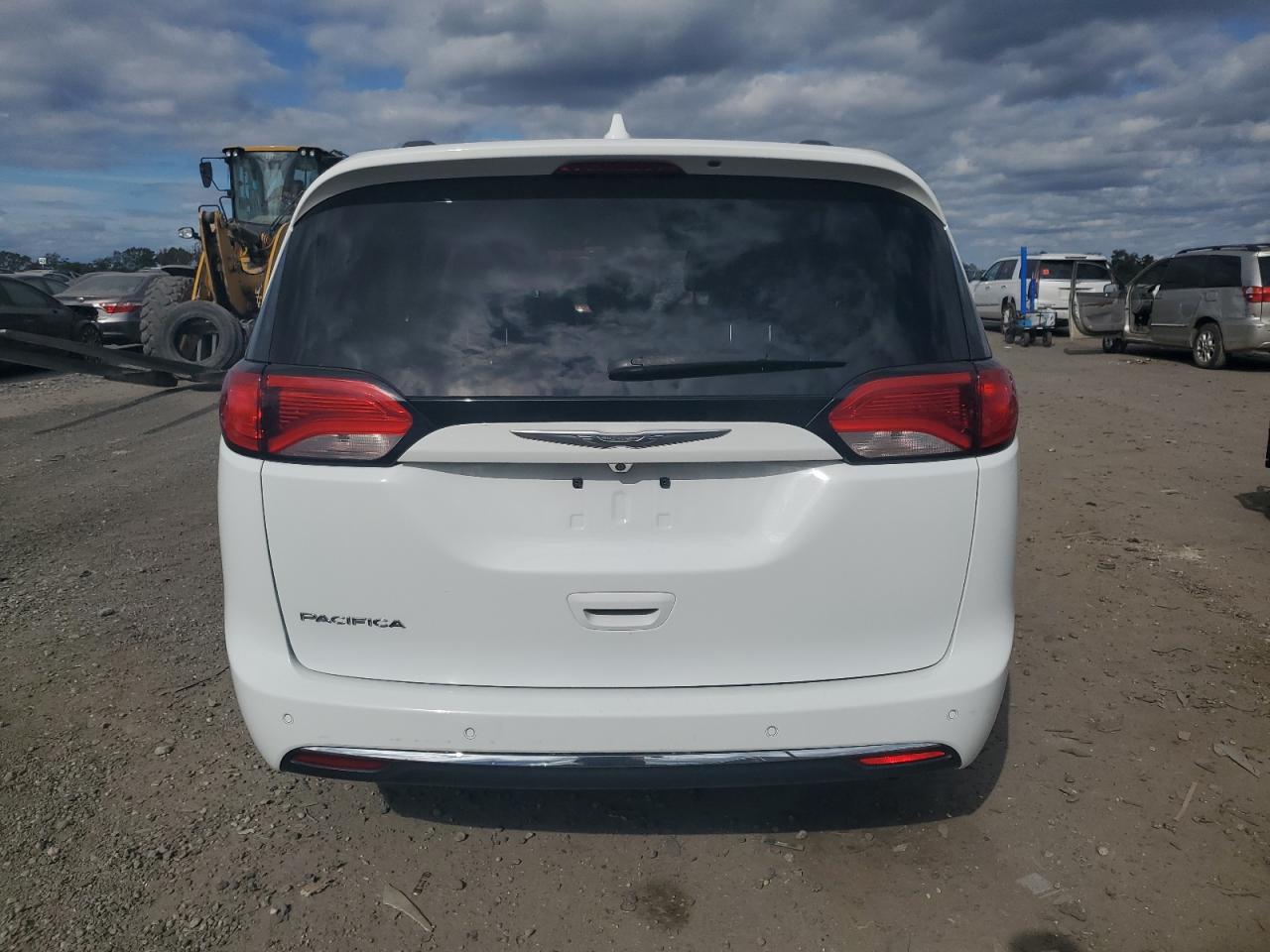 2017 Chrysler Pacifica Touring L Plus VIN: 2C4RC1EG0HR832627 Lot: 85717625