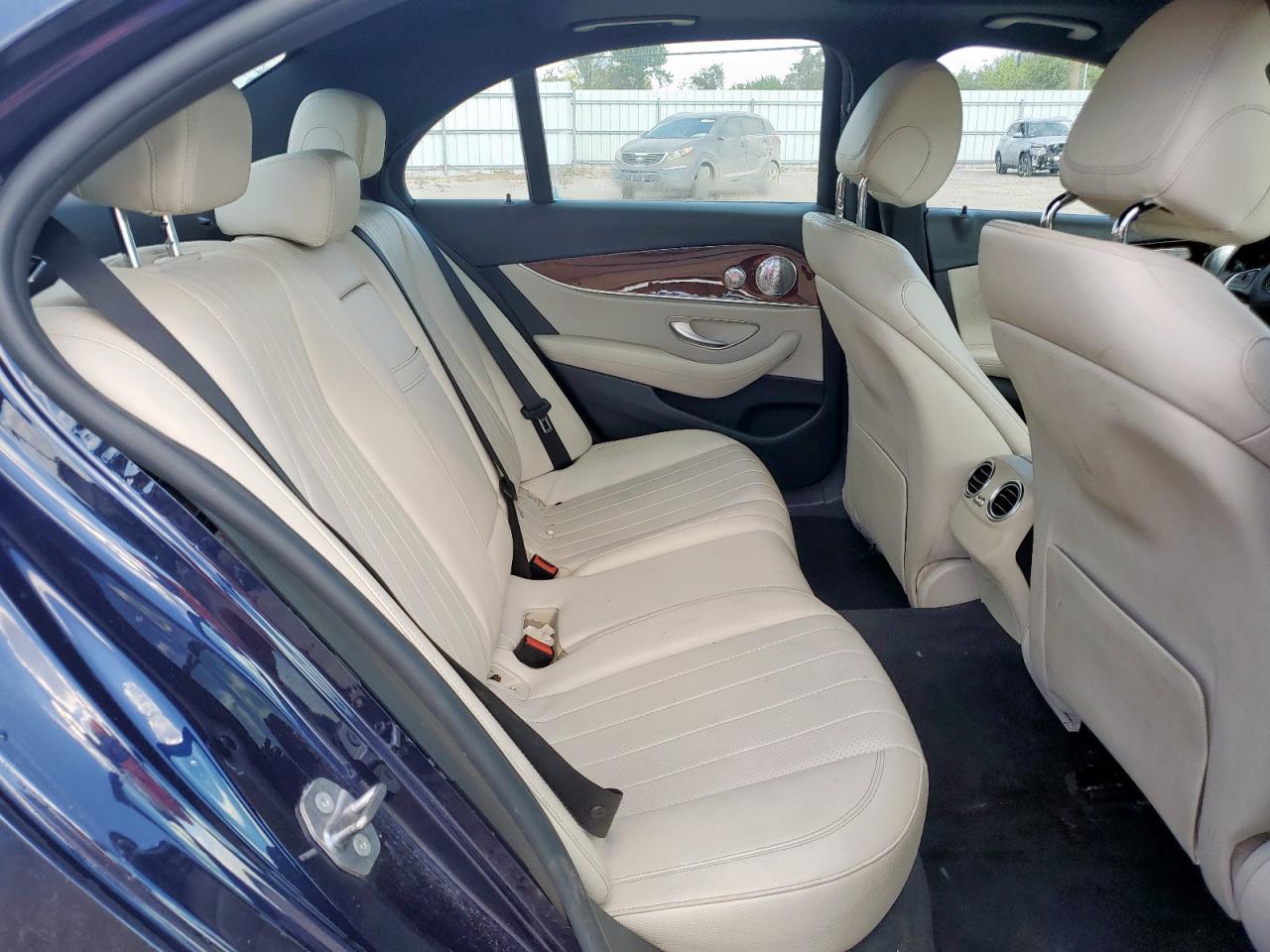 2017 Mercedes-Benz E 300 VIN: WDDZF4JB9HA035502 Lot: 85559195