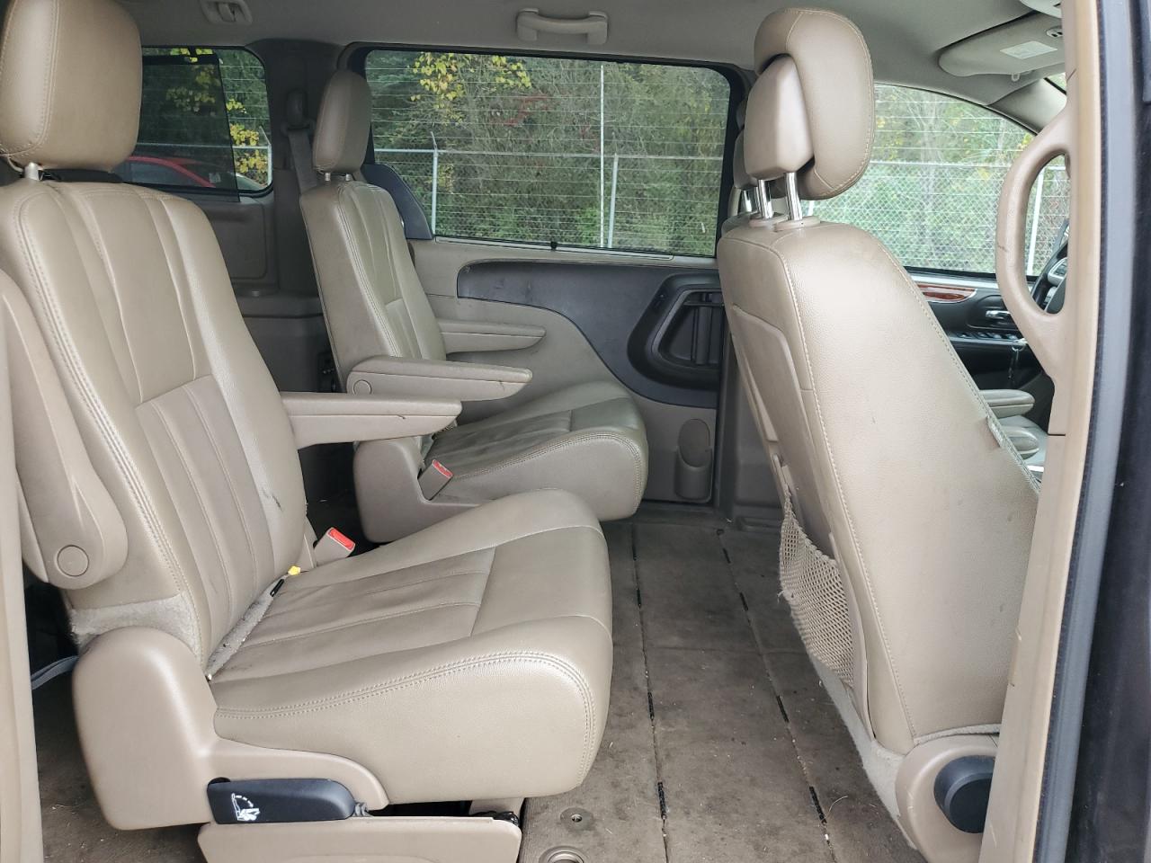 2016 Chrysler Town & Country Touring VIN: 2C4RC1BG7GR302612 Lot: 82523695