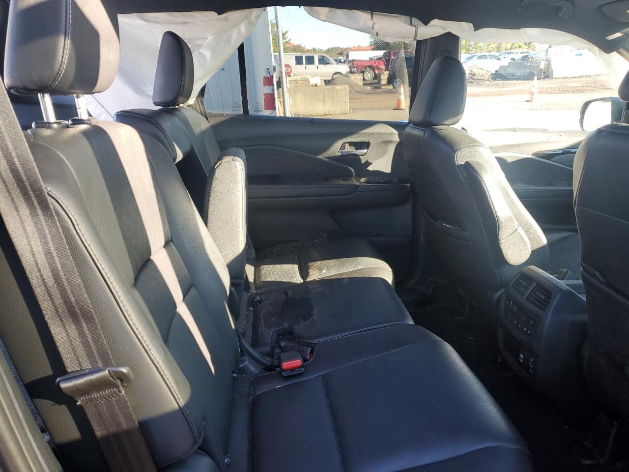 2020 Honda Passport Touring VIN: 5FNYF8H92LB014460 Lot: 85692135