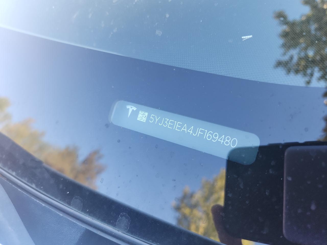 2018 Tesla Model 3 VIN: 5YJ3E1EA4JF169480 Lot: 82400465