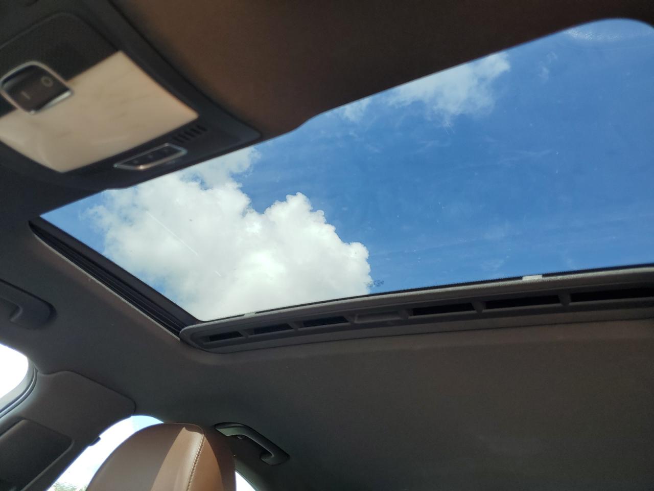 2016 Audi A4 Premium S-Line VIN: WAUAFAFL1GN001663 Lot: 84460045