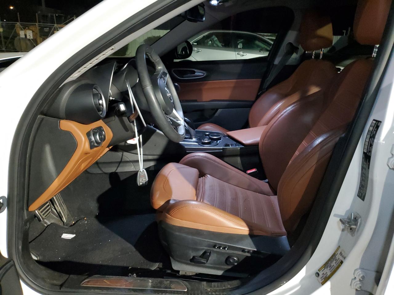 2019 Alfa Romeo Giulia Ti VIN: 606364 Lot: 85383015