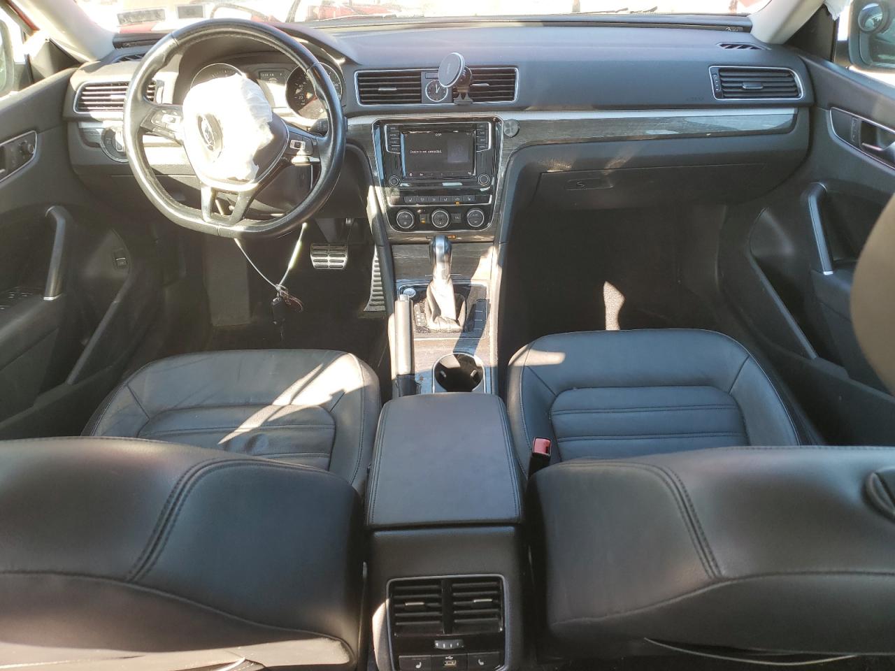 2016 Volkswagen Passat Sel Premium VIN: 1VWCM7A30GC060837 Lot: 81757825