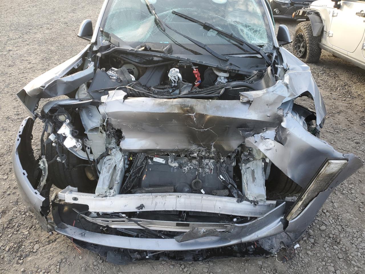 2025 Tesla Model Y VIN: 7SAYGDEFXSF307038 Lot: 87126665