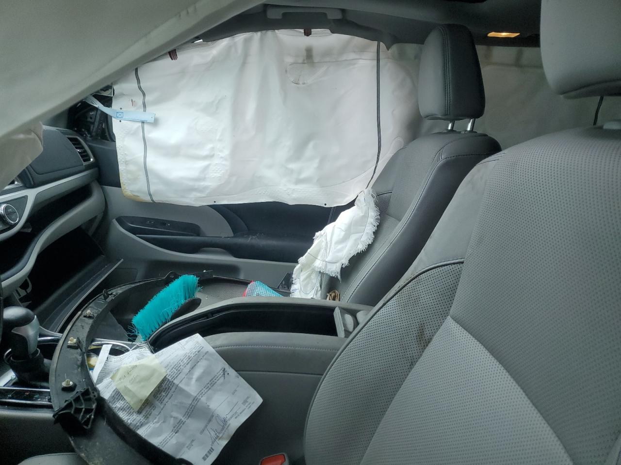 2017 Toyota Highlander Hybrid Limited VIN: 5TDDGRFH8HS029396 Lot: 85645675