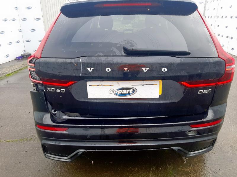 2025 VOLVO XC60 2.0 B5P ULTRA DARK 5DR AWD GEARTRONIC