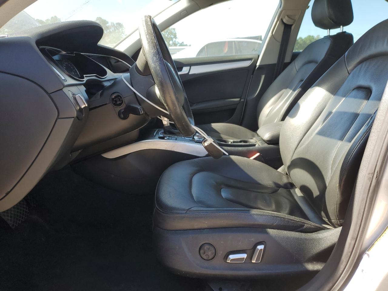 2014 Audi A4 Premium VIN: WAUBFAFL3EN000421 Lot: 82527245