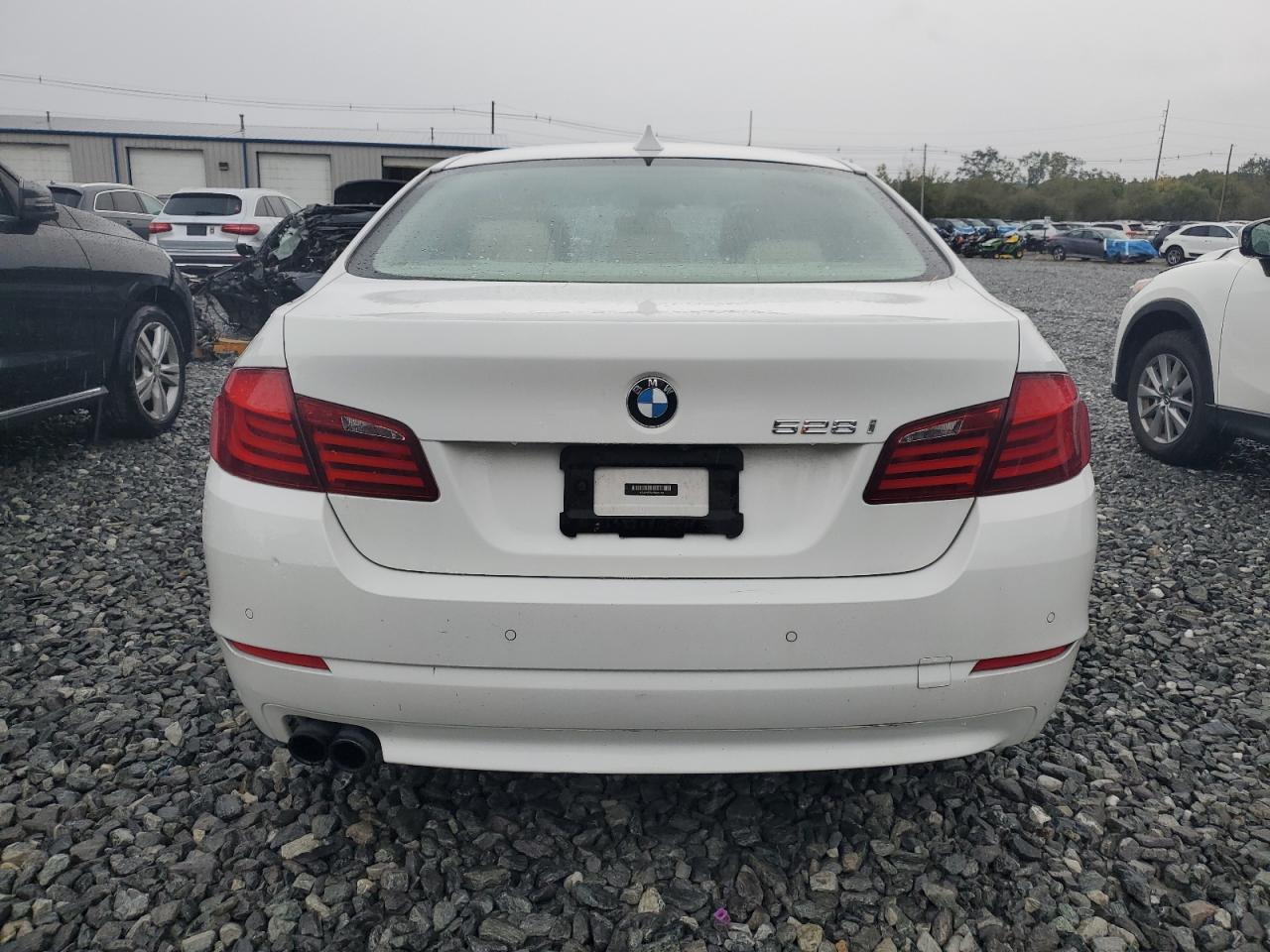 2012 BMW 528 Xi VIN: WBAXH5C52CDW09564 Lot: 85128475
