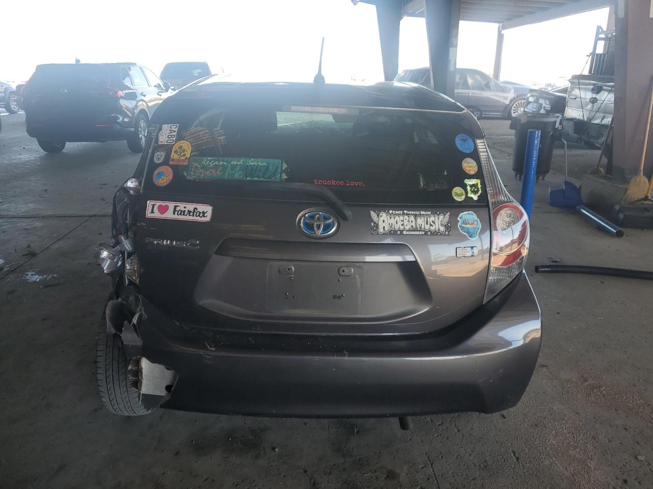 2014 Toyota Prius C VIN: JTDKDTB31E1566398 Lot: 90387555