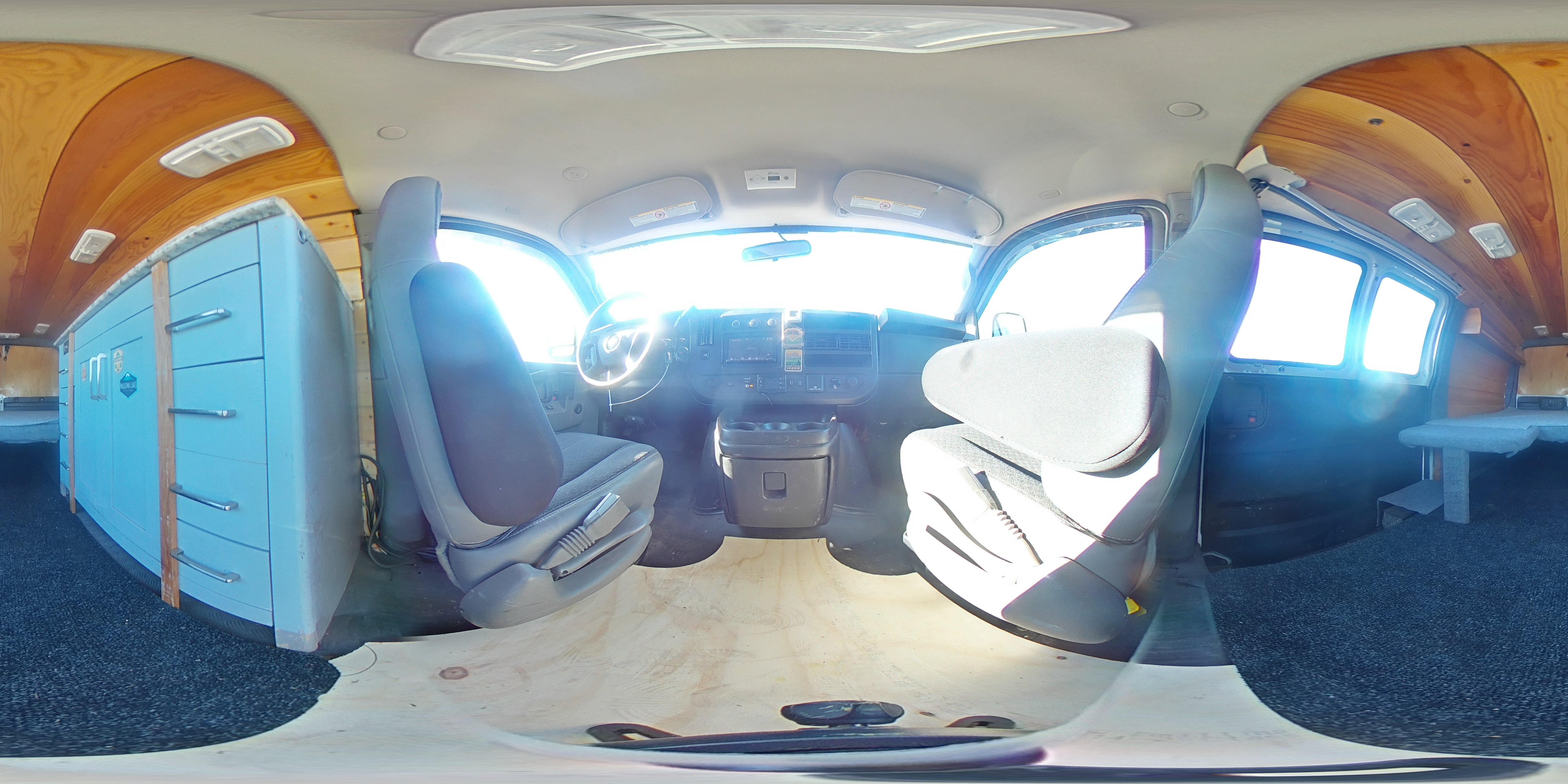 2019 Chevrolet Truck Chevan/Exp Cargo 250 VIN: 1GCWGAFG2K1309739 Lot: 82262305