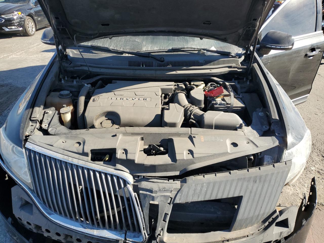 2015 Lincoln Mkt VIN: 2LMHJ5NK7FBL00763 Lot: 85210175