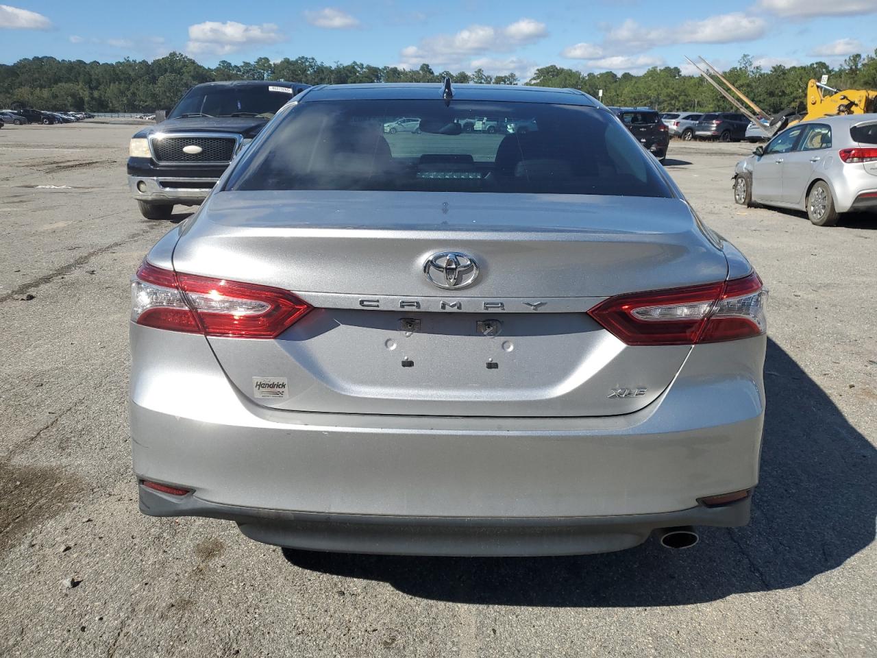 2019 Toyota Camry L VIN: 4T1B11HK9KU794120 Lot: 82414835
