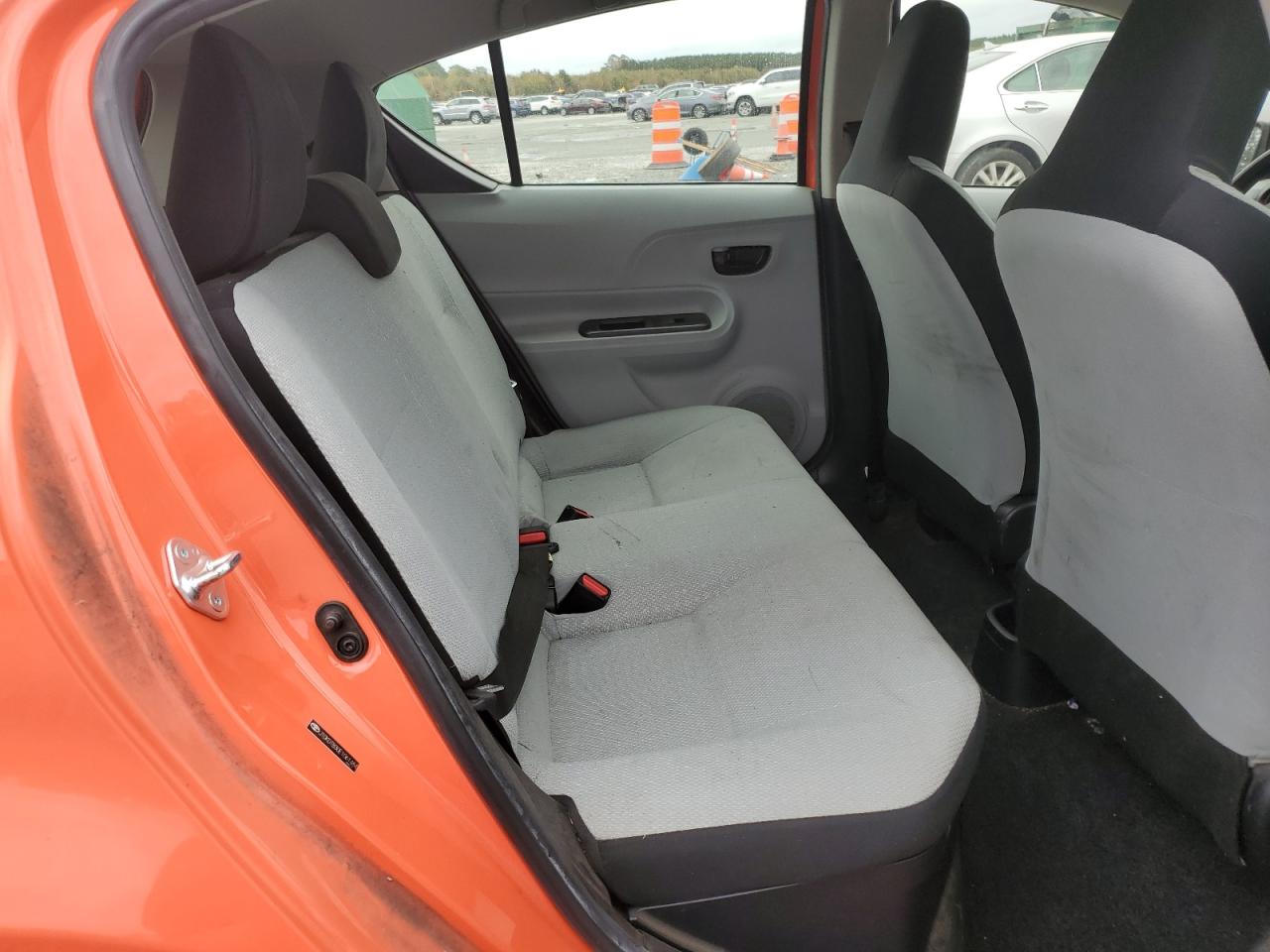 2014 Toyota Prius C VIN: JTDKDTB30E1061484 Lot: 90496315