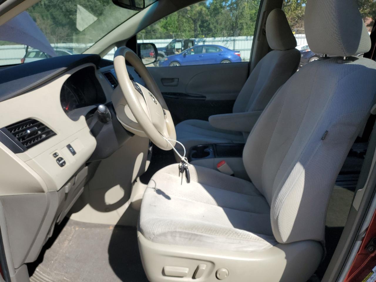 2011 Toyota Sienna Le VIN: 5TDKK3DC9BS095747 Lot: 85265345