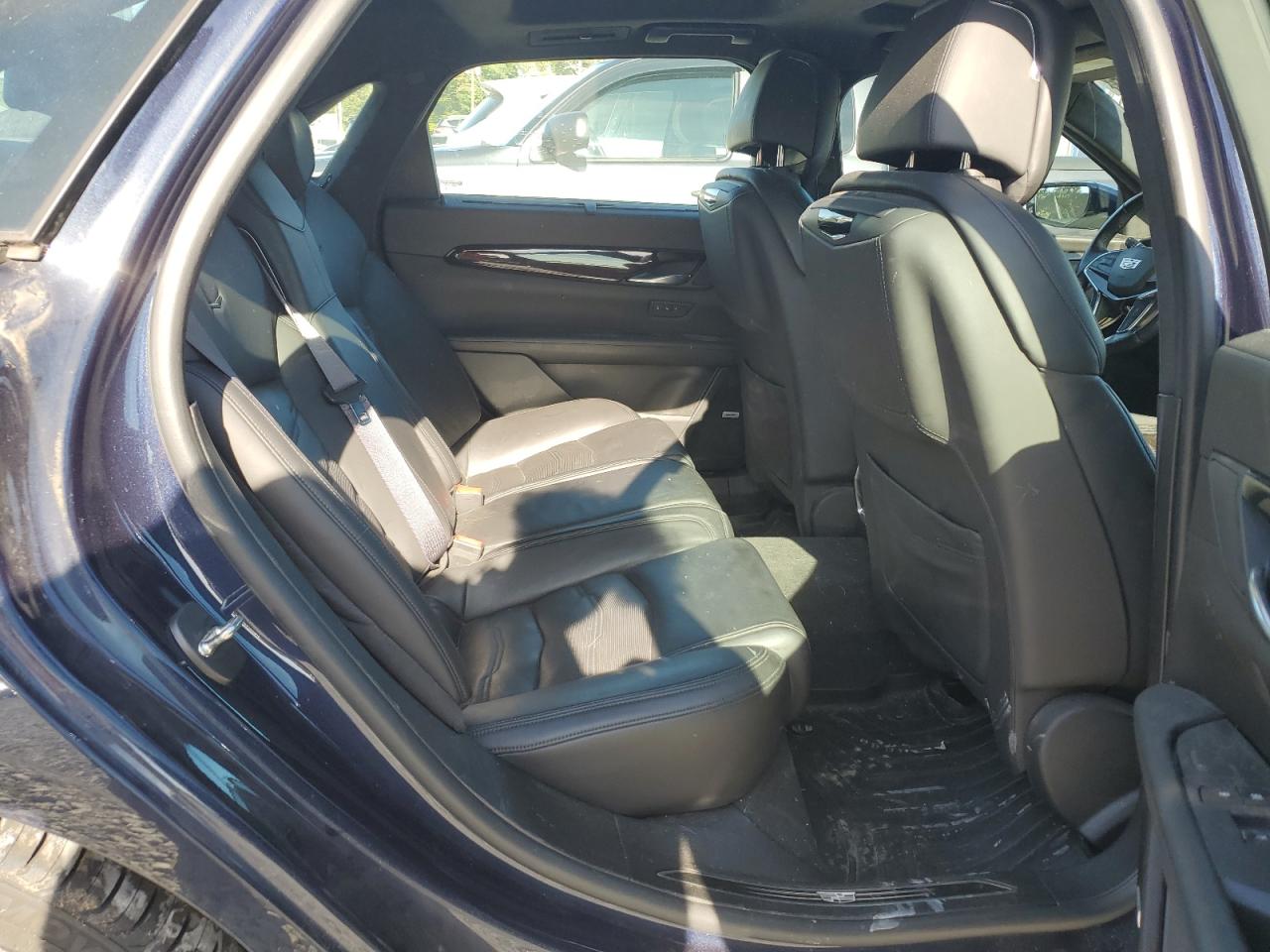 2017 Cadillac Ct6 Platinum VIN: 1G6KN5R67HU190823 Lot: 81983275