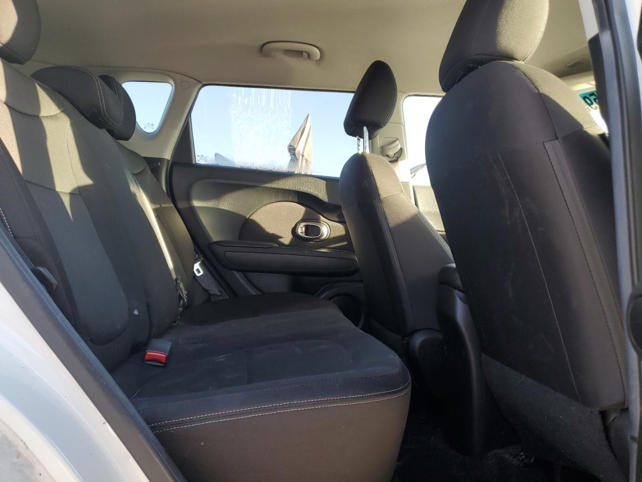 2015 Kia Soul VIN: KNDJN2A29F7174389 Lot: 84886595