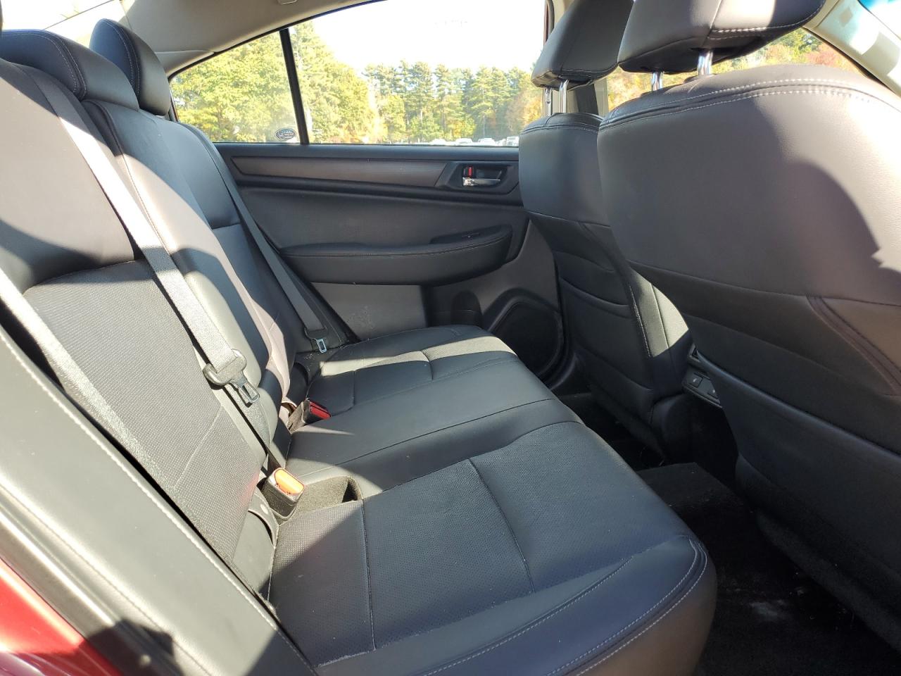 2015 Subaru Legacy 2.5I Limited VIN: 4S3BNAJ61F3024768 Lot: 86508195