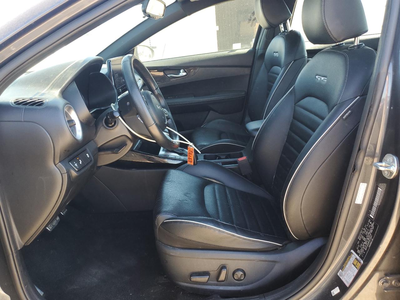 2023 Kia Forte Gt Line VIN: 3KPF54AD8PE619547 Lot: 85568915