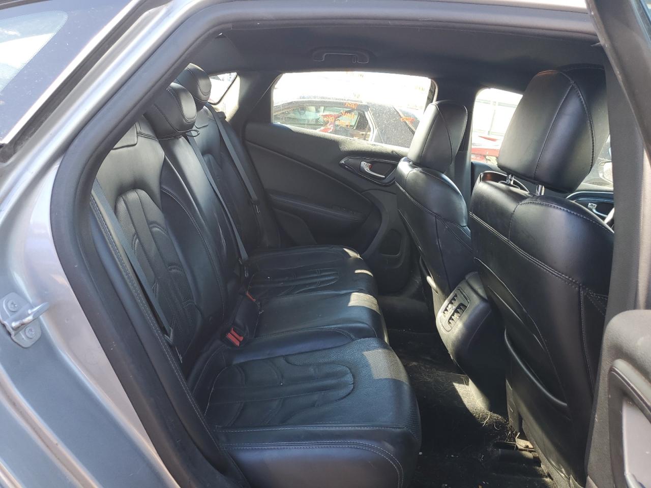 2016 Chrysler 200 S VIN: 1C3CCCBB6GN112288 Lot: 86688255