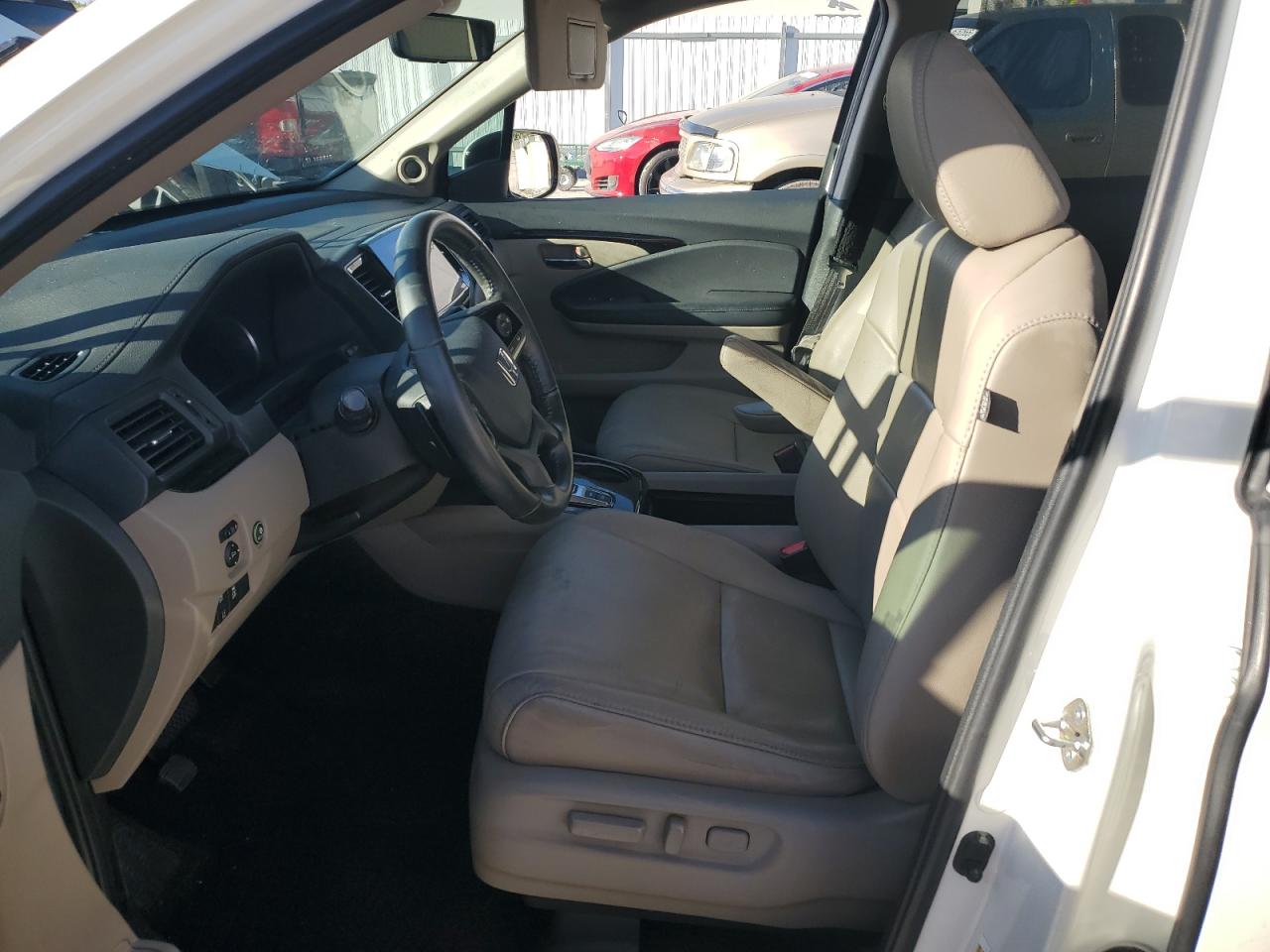 2019 Honda Pilot Touring VIN: 5FNYF5H92KB021969 Lot: 89697725