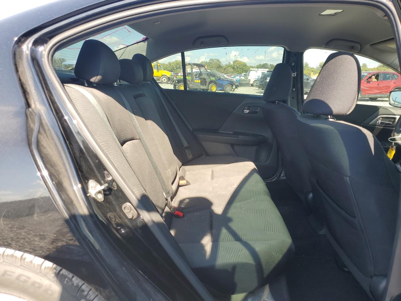 2015 Honda Accord Lx VIN: 1HGCR2F31FA095740 Lot: 84571035