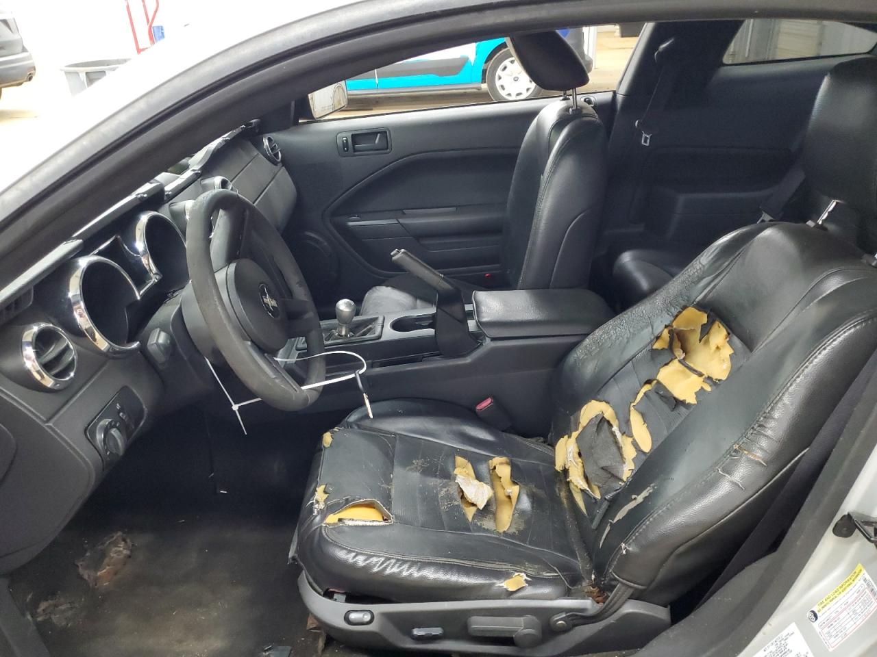 2005 Ford Mustang Gt VIN: 1ZVFT82H255150086 Lot: 89885775