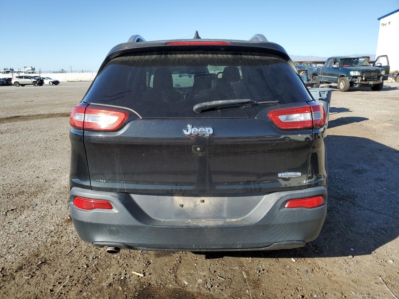 2015 Jeep Cherokee Latitude VIN: 1C4PJLCB9FW683946 Lot: 90646495