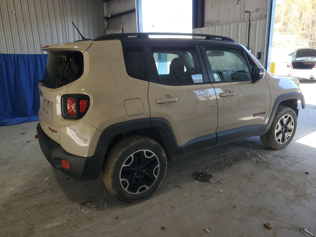 2016 Jeep Renegade Trailhawk beige suv gas ZACCJBCT9GPD94274 photo #4