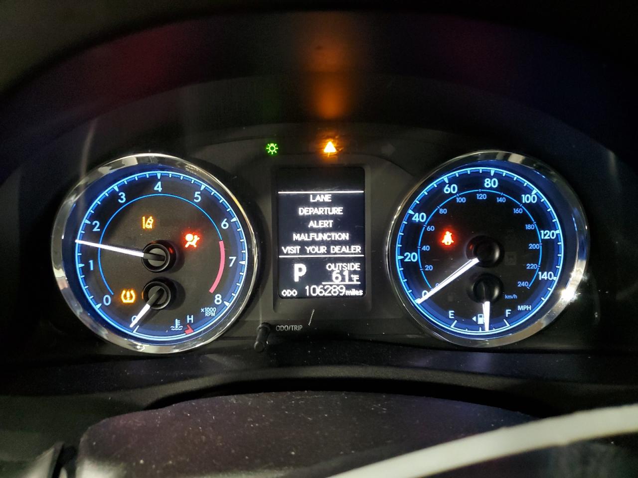 2018 Toyota Corolla L VIN: 2T1BURHE5JC040356 Lot: 86176035