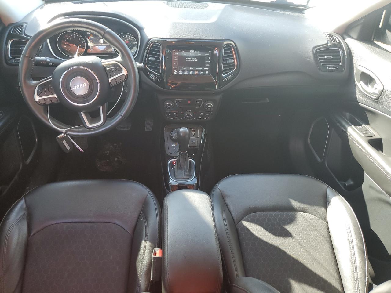 2019 Jeep Compass Latitude VIN: 3C4NJDBBXKT599777 Lot: 89902695