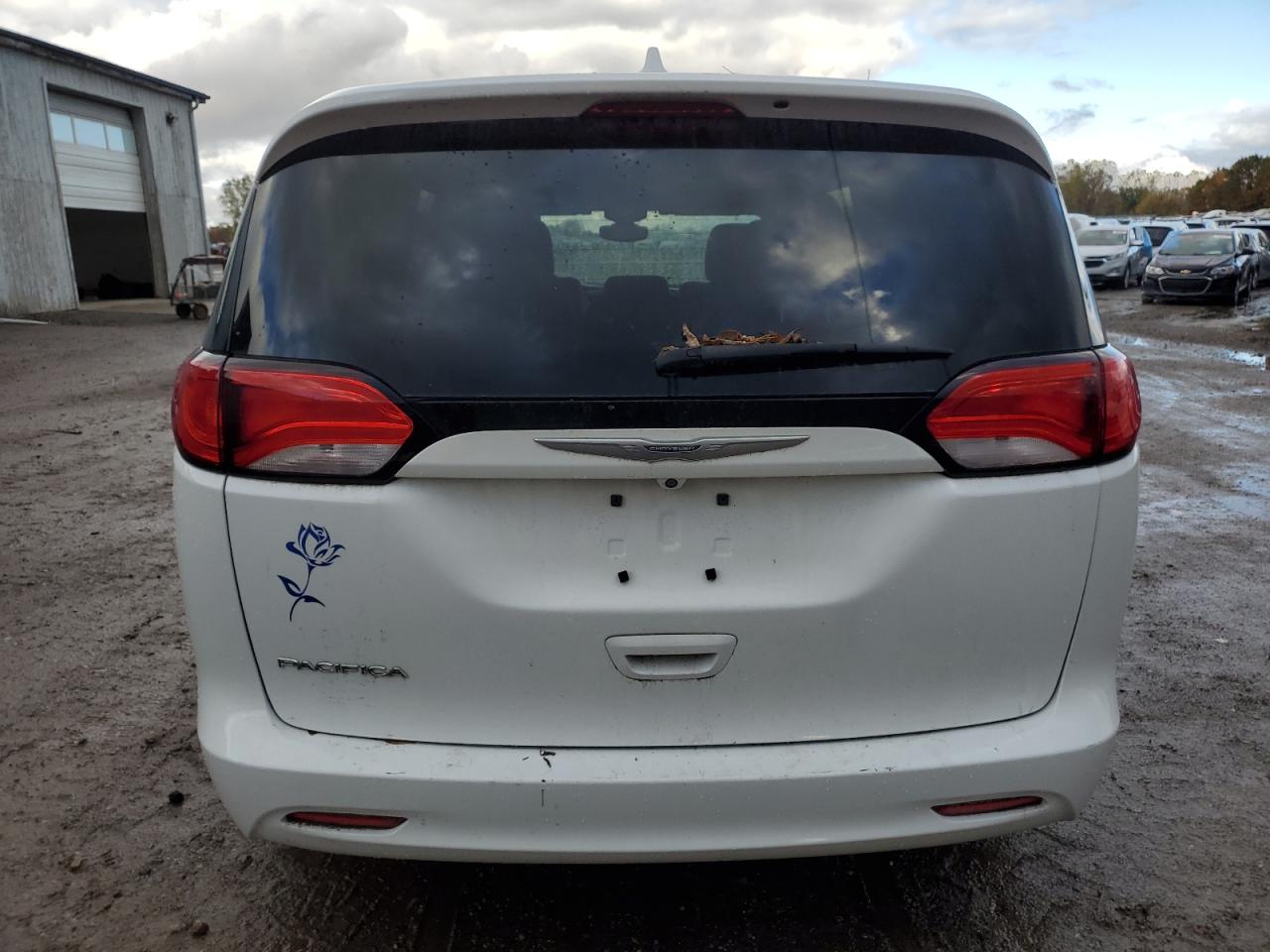 2017 Chrysler Pacifica Touring VIN: 2C4RC1DG7HR522329 Lot: 82664905