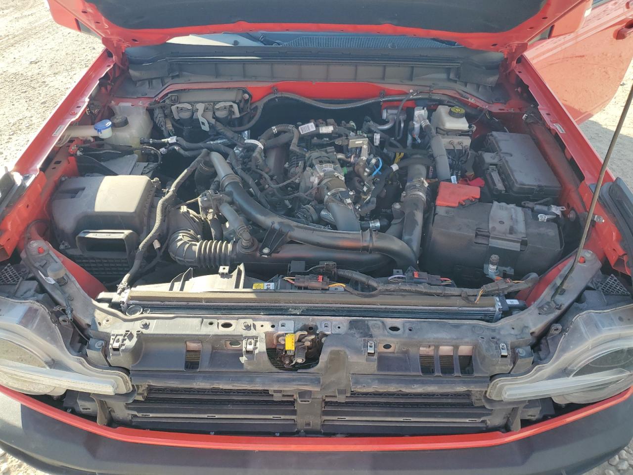 2022 Ford Bronco Base VIN: 1FMDE5CP6NLB07483 Lot: 85307985