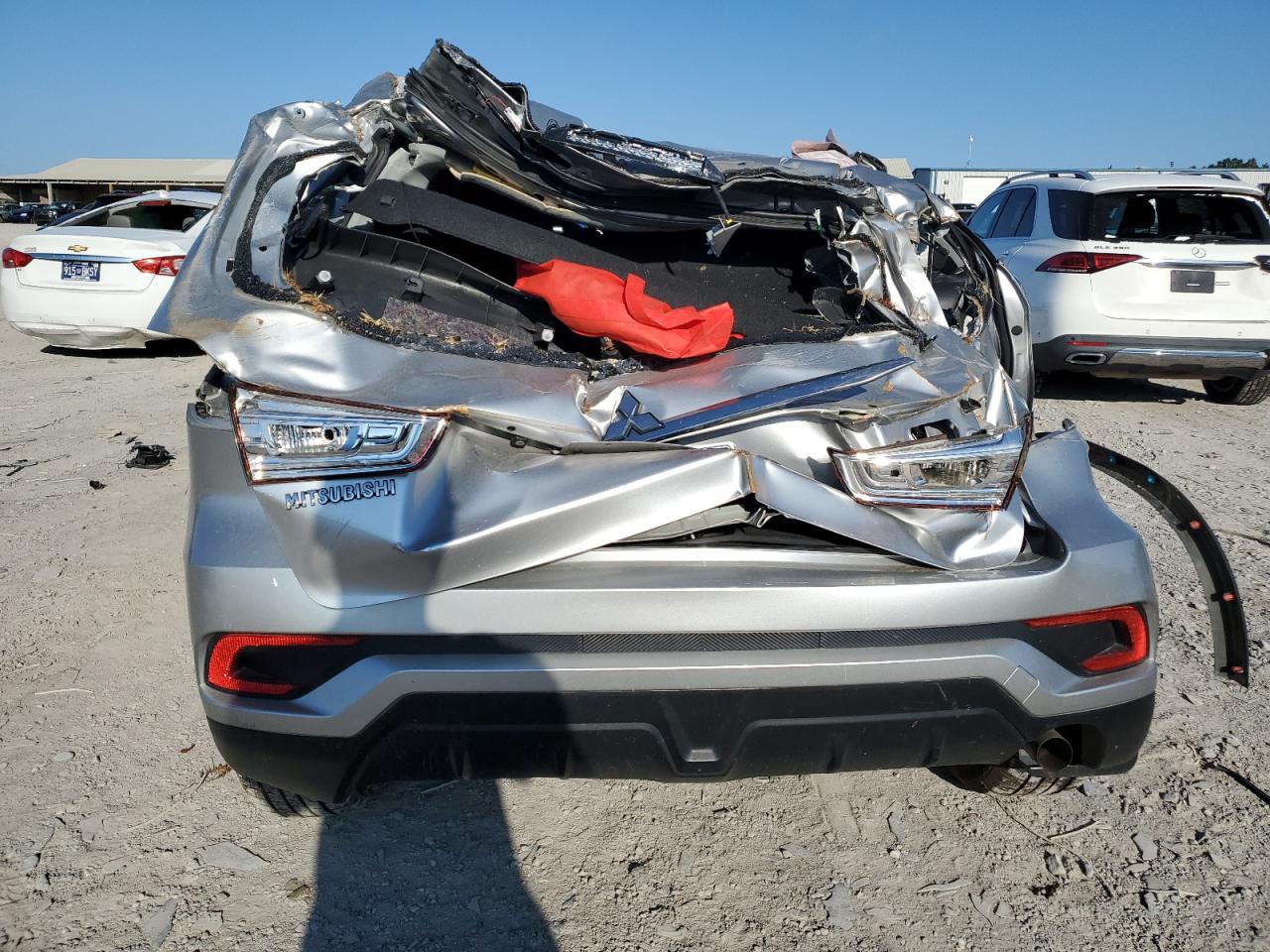 2018 Mitsubishi Outlander Sport Es VIN: JA4AR3AU4JZ017596 Lot: 85926555