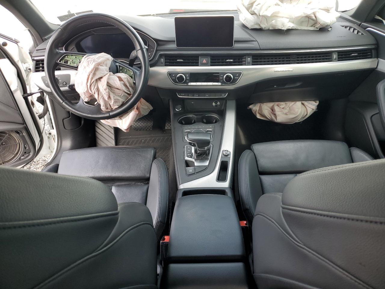 2019 Audi A4 Premium Plus VIN: WAUENAF40KN005869 Lot: 90417515