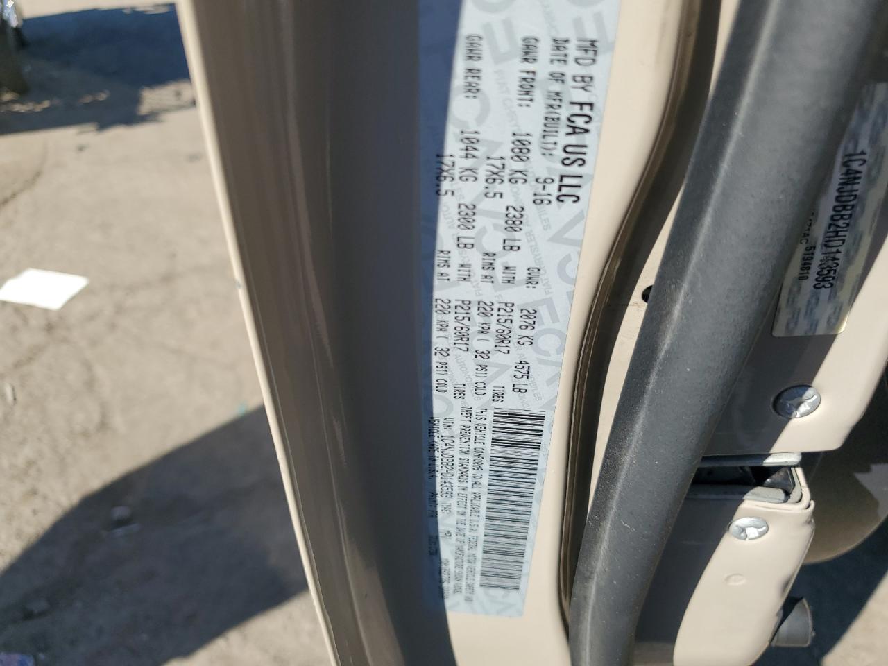 2017 Jeep Compass Sport VIN: 1C4NJDBB2HD143593 Lot: 86180835