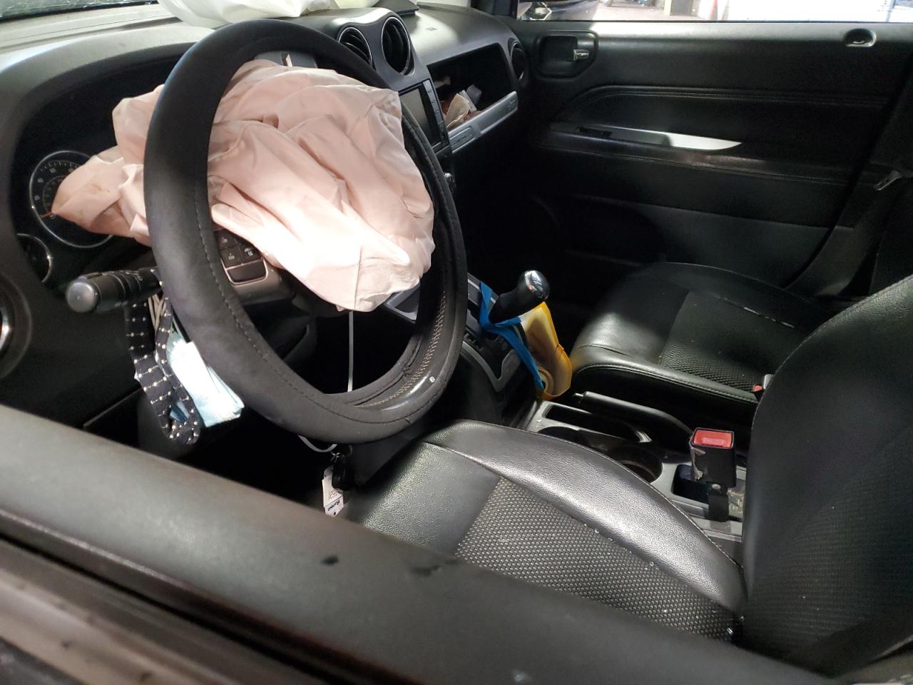 2015 Jeep Compass Latitude VIN: 1C4NJDEB2FD170155 Lot: 84920955