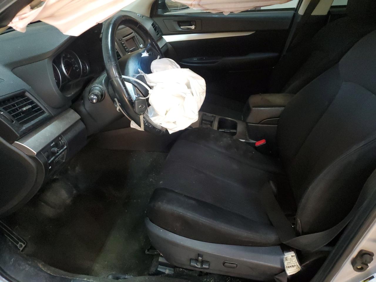 2014 Subaru Outback 2.5I Premium VIN: 4S4BRBCC4E3228293 Lot: 84818155