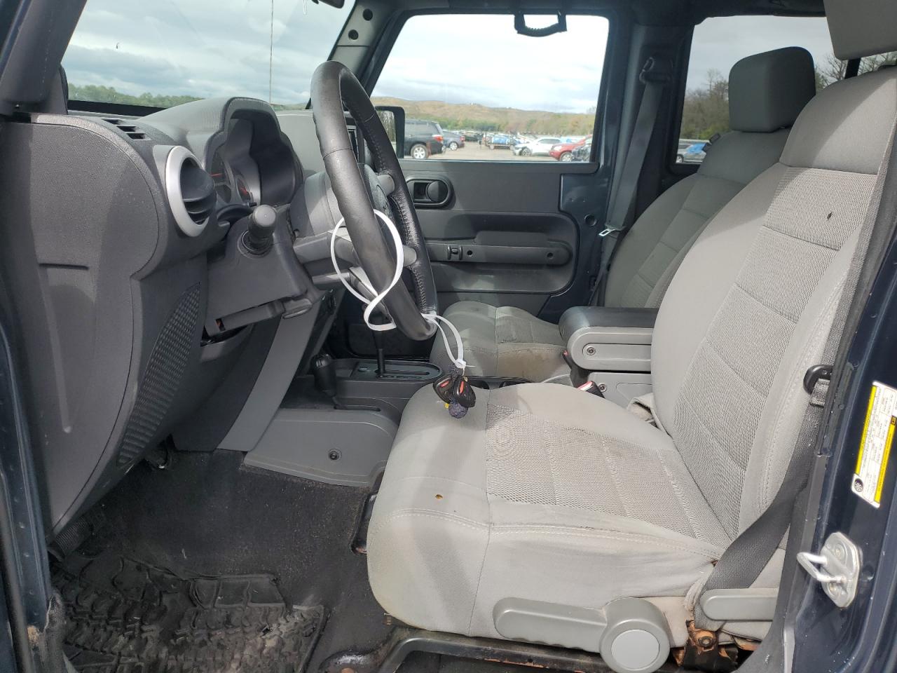 2008 Jeep Wrangler Unlimited Sahara VIN: 1J8GA59158L588968 Lot: 85385345