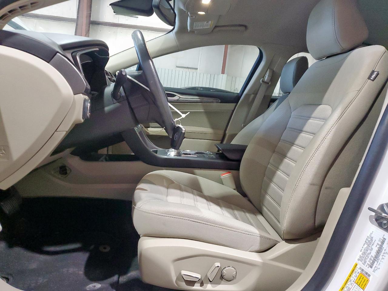 2020 Ford Fusion Se VIN: 3FA6P0HDXLR263216 Lot: 90723015