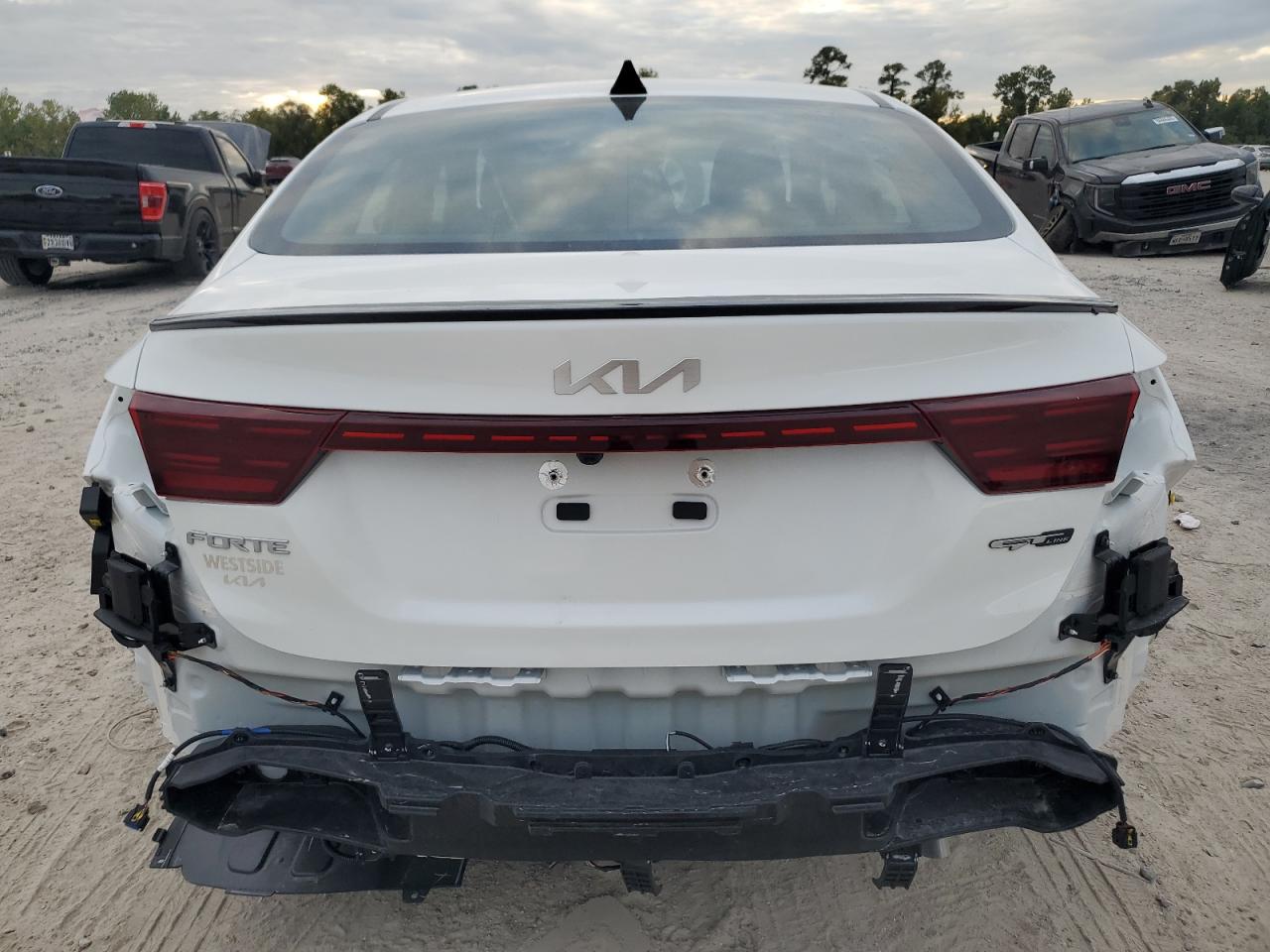 2023 Kia Forte Gt Line VIN: 3KPF54AD5PE686929 Lot: 82529515
